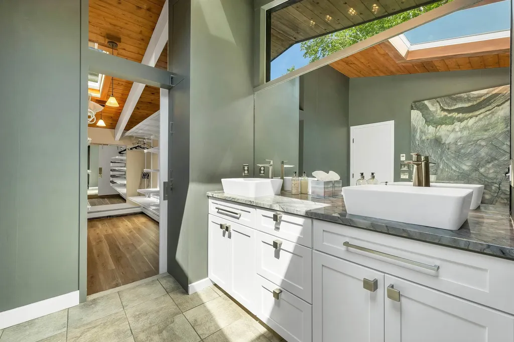 11 Tracy Way Meredith NH 03253