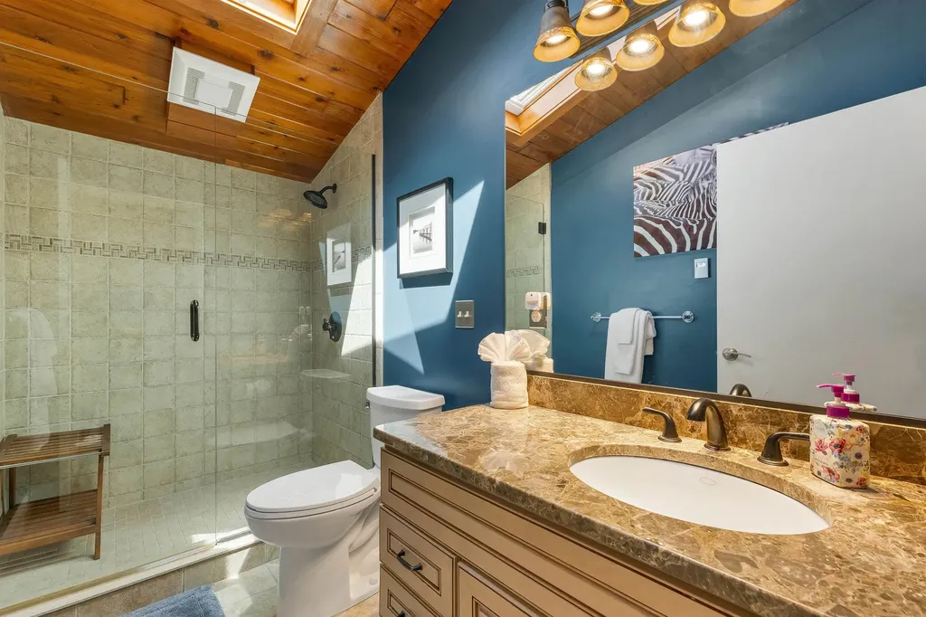 11 Tracy Way Meredith NH 03253