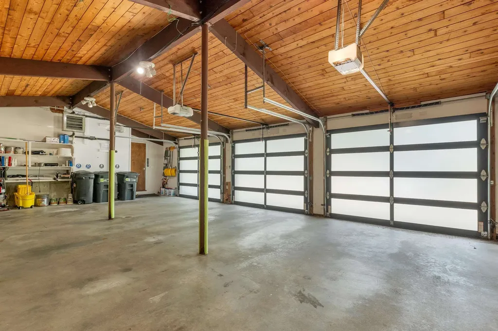 11 Tracy Way Meredith NH 03253
