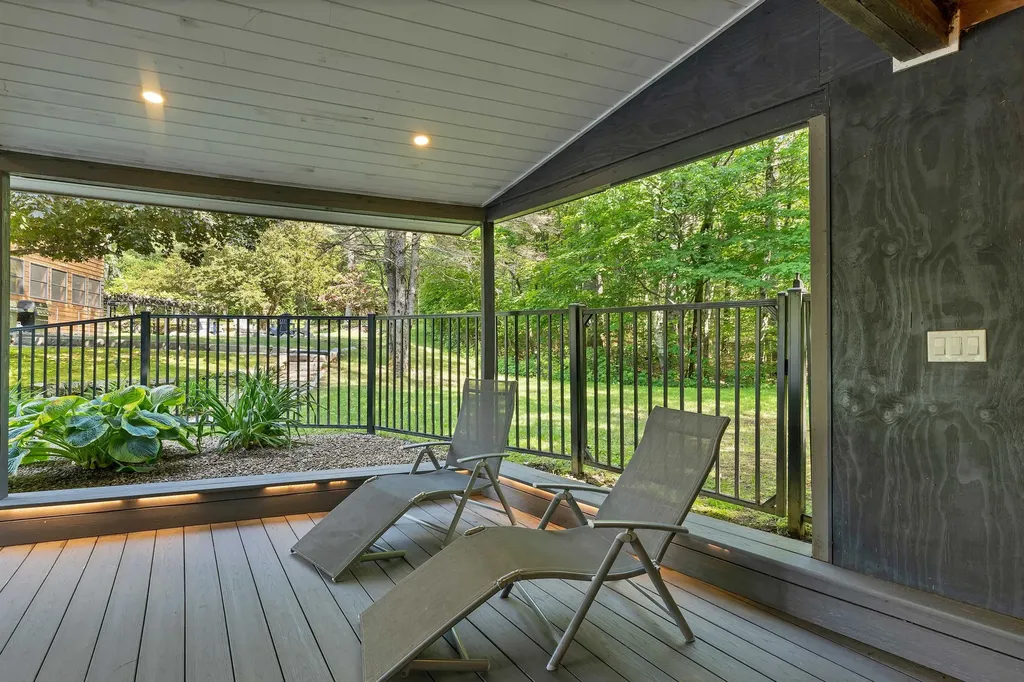 11 Tracy Way Meredith NH 03253