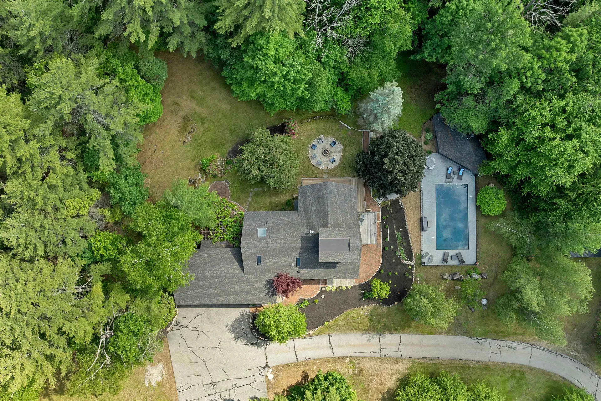 11 Tracy Way Meredith NH 03253