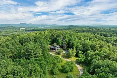 11 Tracy Way Meredith NH 03253