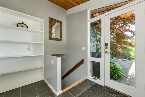 11 Tracy Way Meredith NH 03253