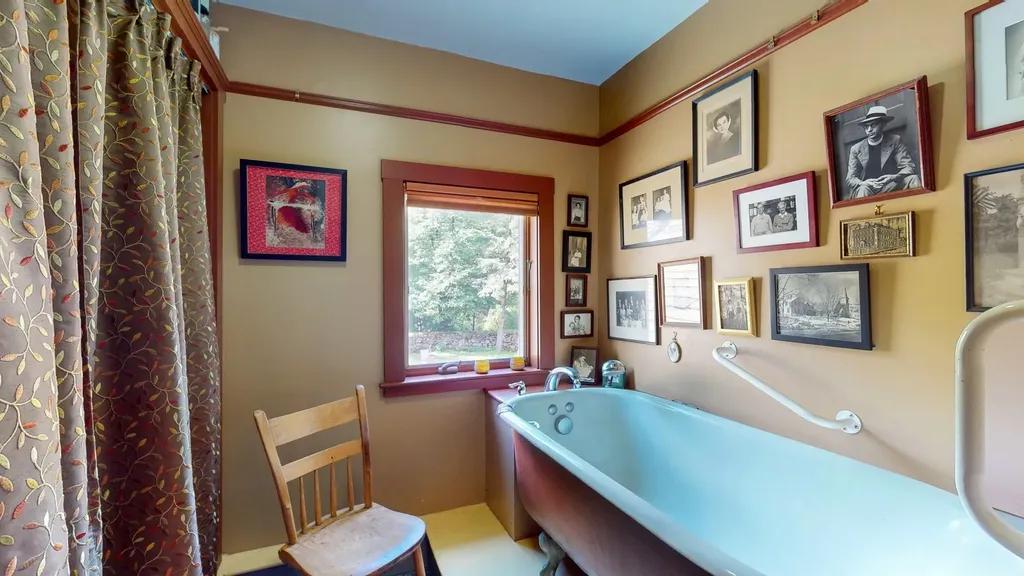 464 East Main Street Middlebury VT 05753