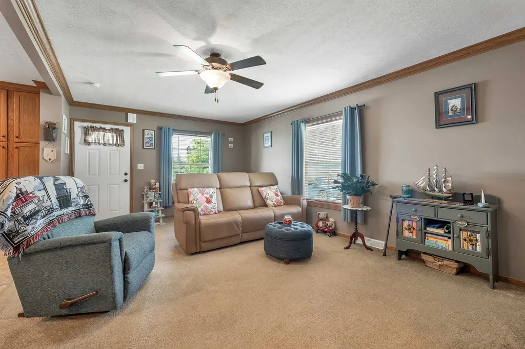 9 Morning Glory Drive Franklin NH 03235