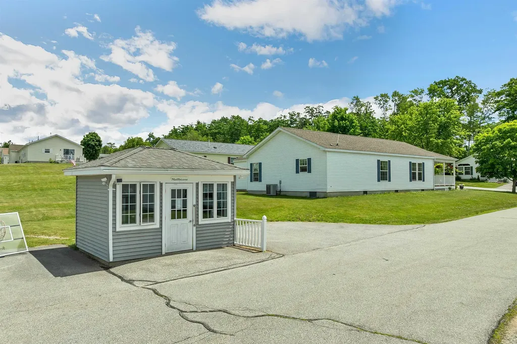 9 Morning Glory Drive Franklin NH 03235