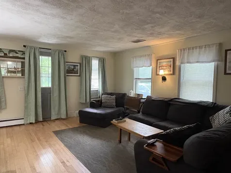 137 Jericho Road Richmond VT 05477