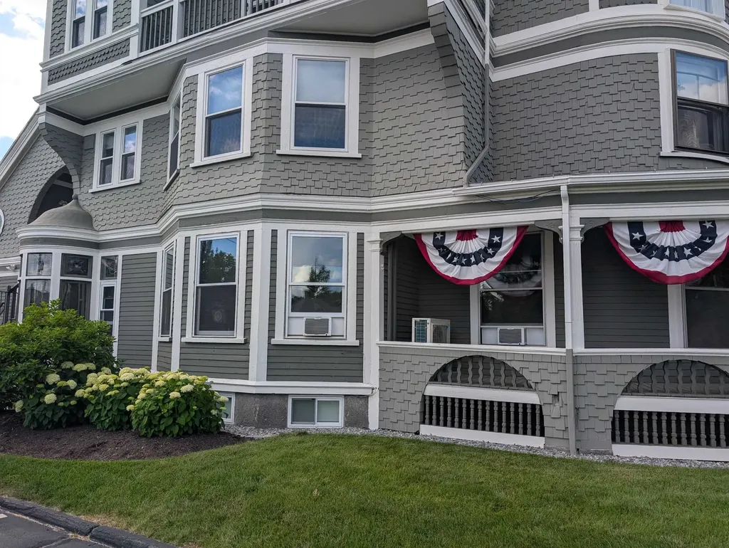 84 Bay Street Manchester NH 03104