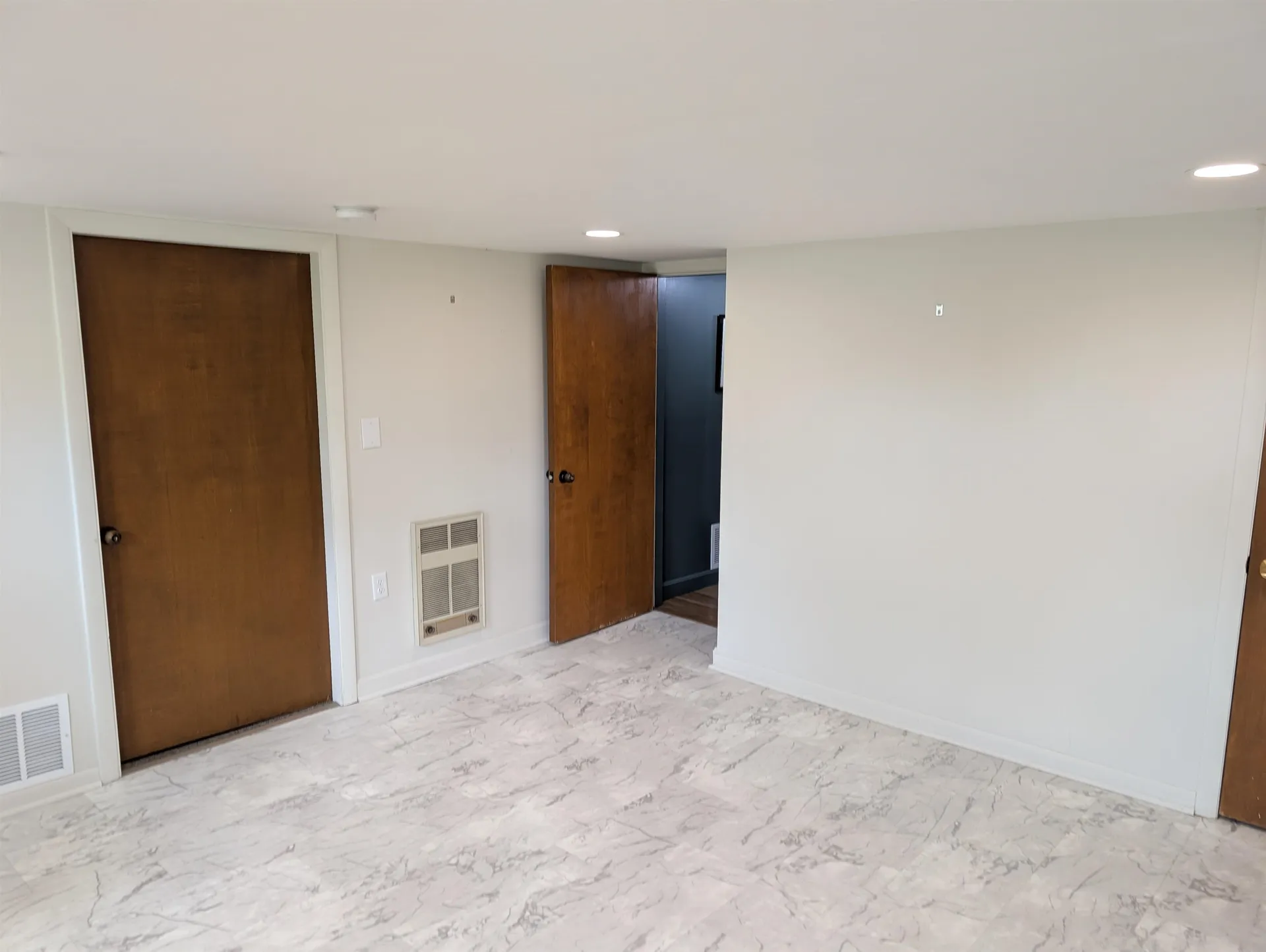 84 Bay Street Manchester NH 03104