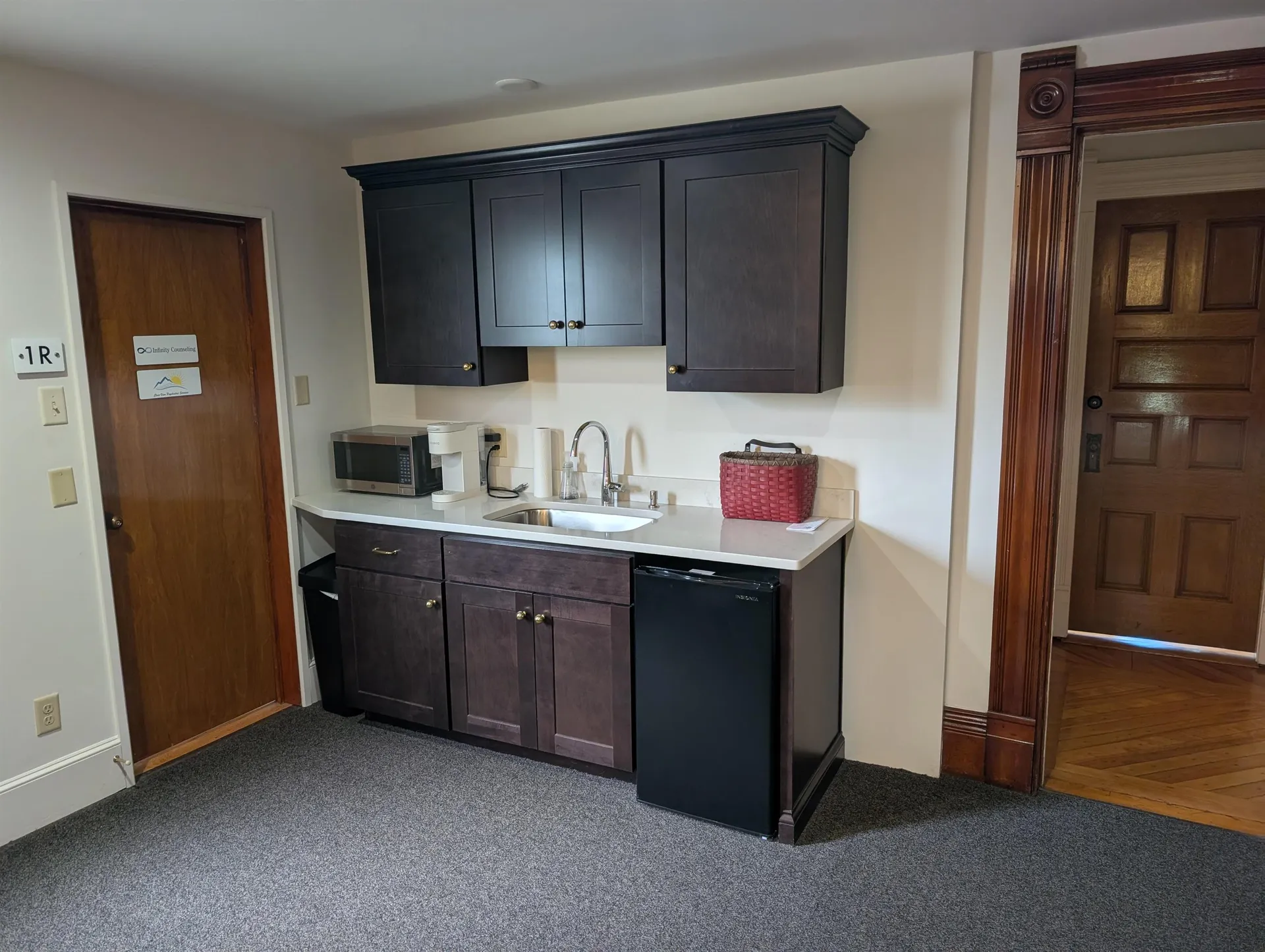 84 Bay Street Manchester NH 03104