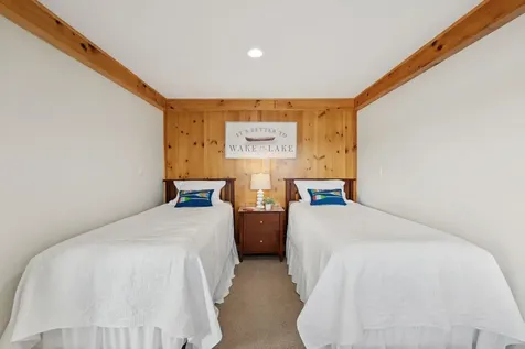 81 Old Hubbard Road Meredith NH 03253