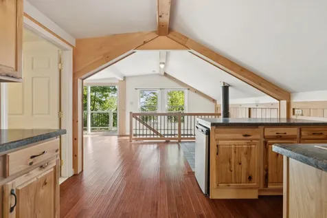 81 Old Hubbard Road Meredith NH 03253