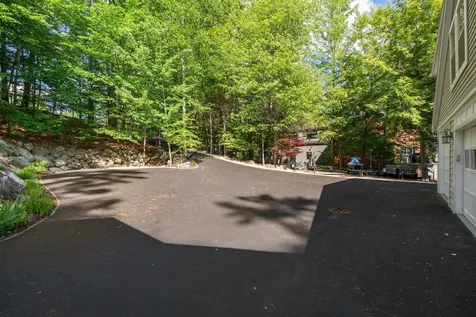 81 Old Hubbard Road Meredith NH 03253