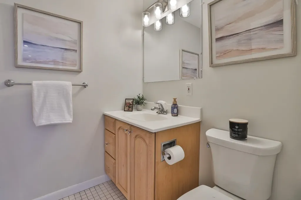 500 Candlewood Park Nashua NH 03062