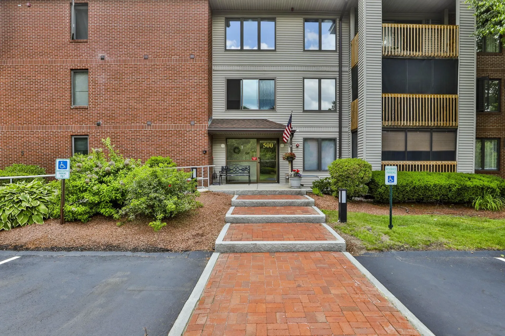 500 Candlewood Park Nashua NH 03062