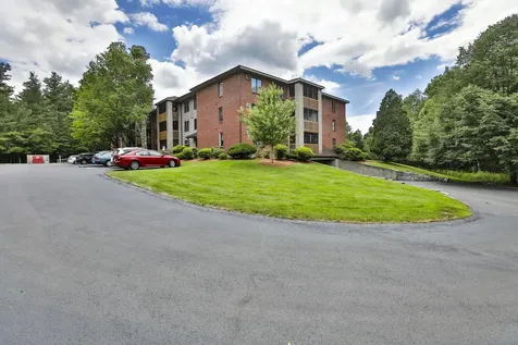 500 Candlewood Park Nashua NH 03062