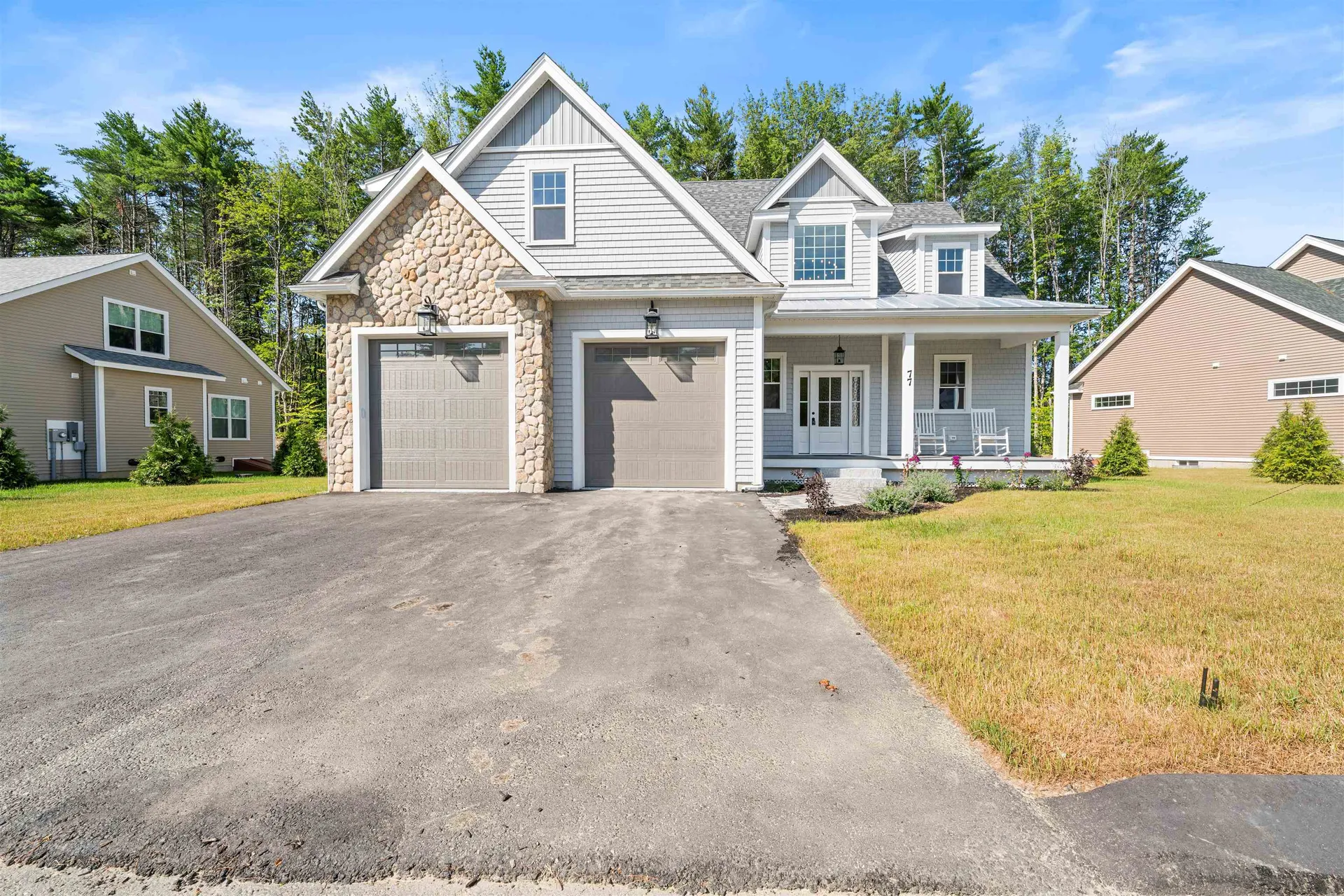 77 Lady Walsingham Way Laconia NH 03246