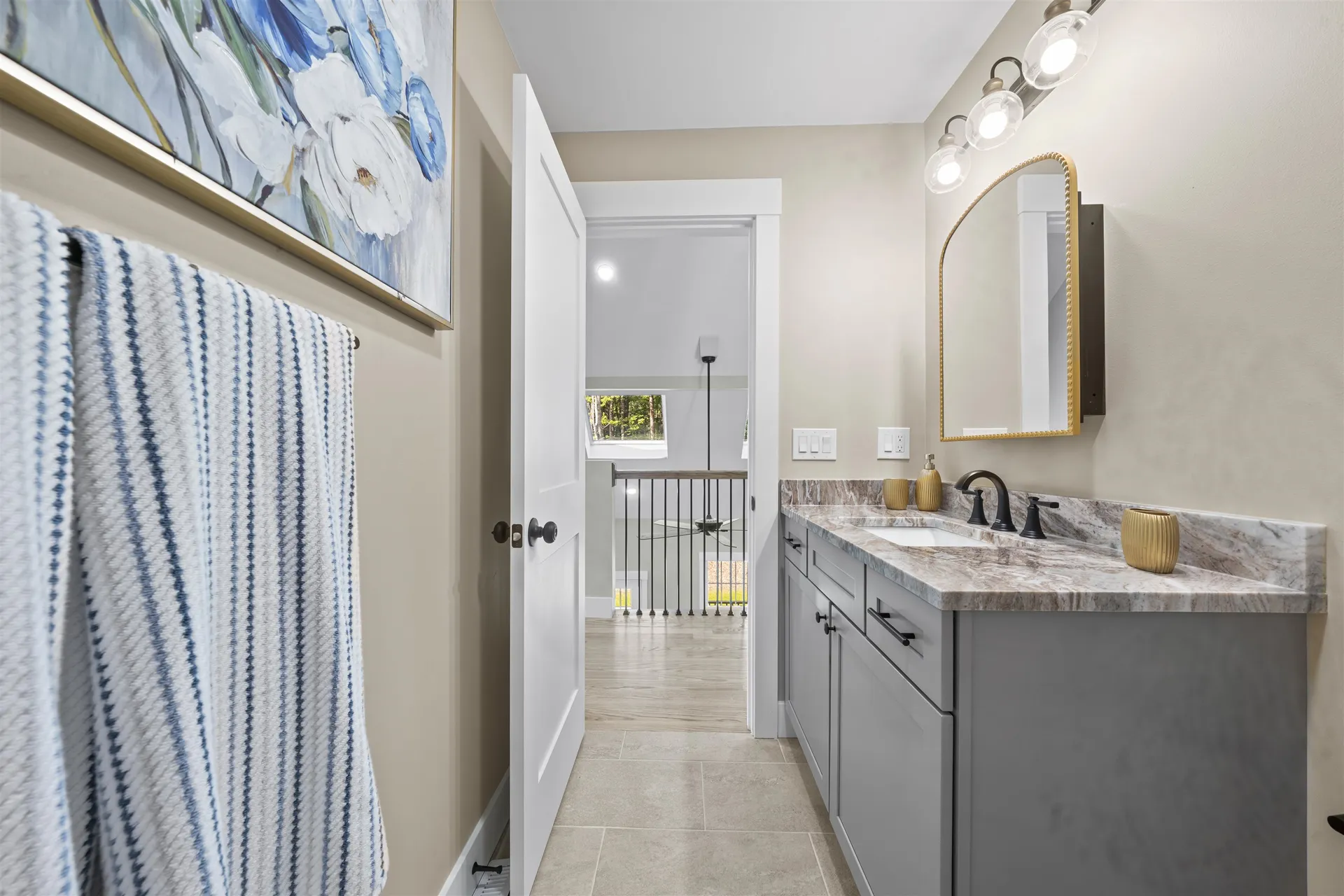 77 Lady Walsingham Way Laconia NH 03246