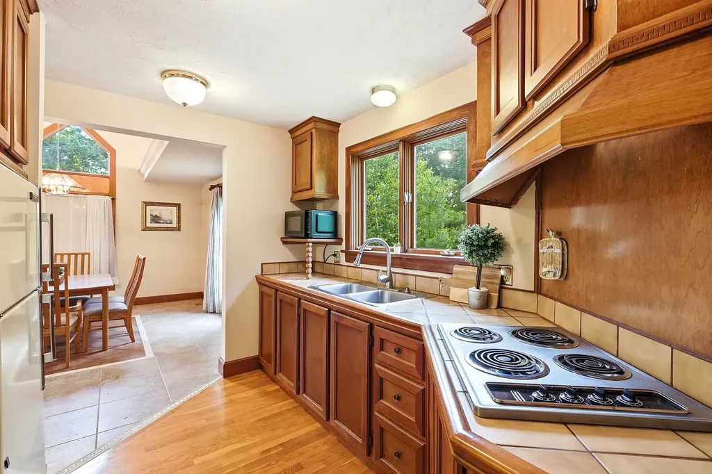 146 Friar Tuck Drive Wakefield NH 03830