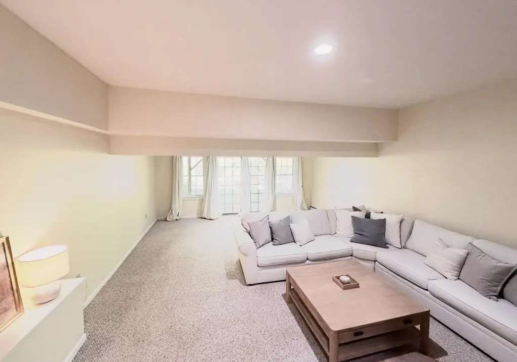 121 Townhouse Way Woodstock VT 05091