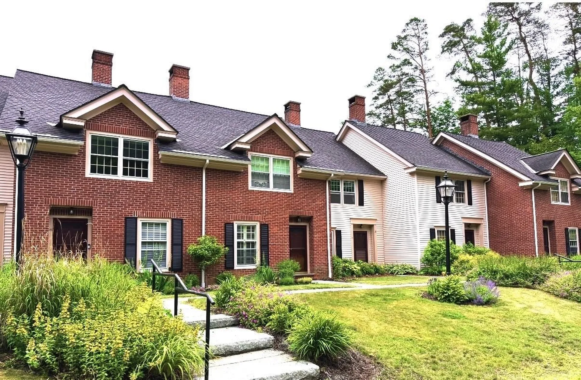 121 Townhouse Way Woodstock VT 05091