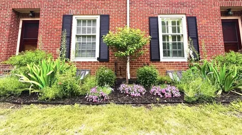 121 Townhouse Way Woodstock VT 05091