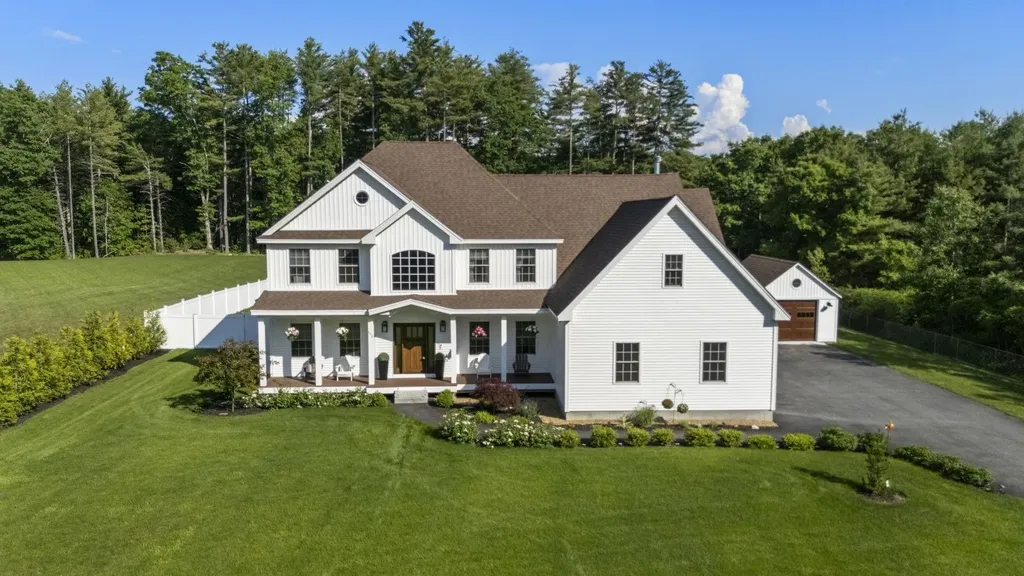 152 South Road Londonderry NH 03053