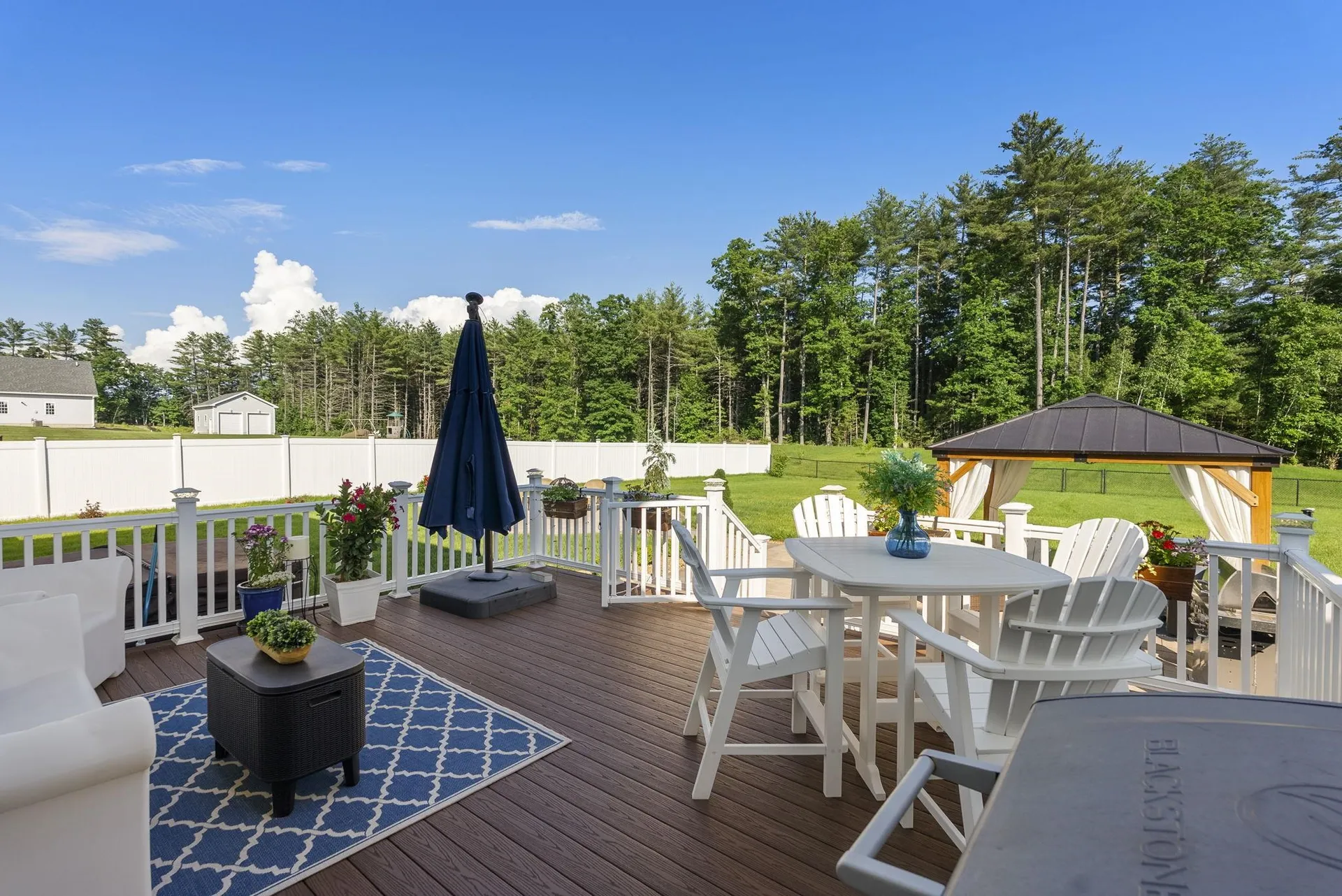 152 South Road Londonderry NH 03053