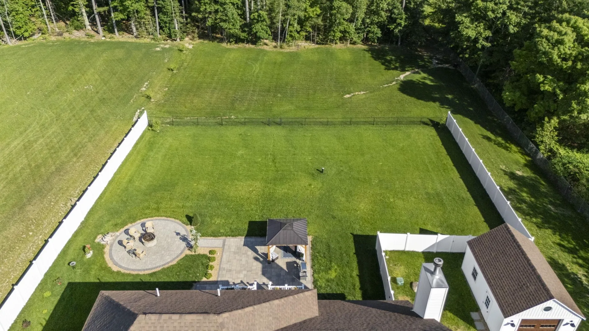 152 South Road Londonderry NH 03053