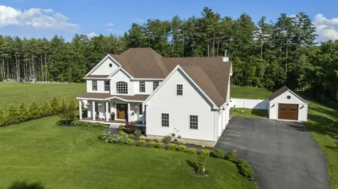 152 South Road Londonderry NH 03053
