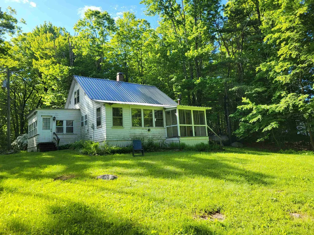 143&136 Martin Road Weare NH 03281