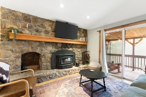 7 Lightning Ledge Way Wilmington VT 05363