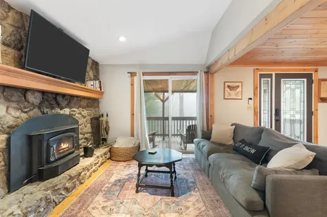 7 Lightning Ledge Way Wilmington VT 05363
