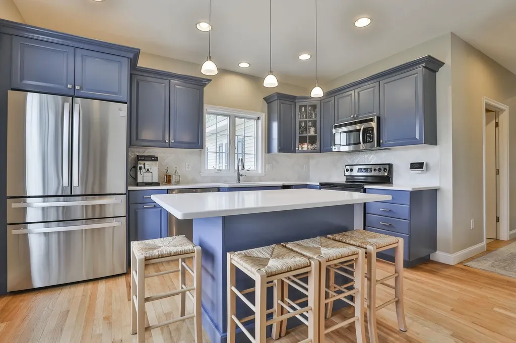 72 Mountain Village Road Windham NH 03087