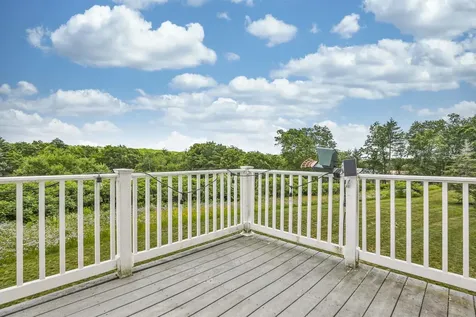 72 Mountain Village Road Windham NH 03087