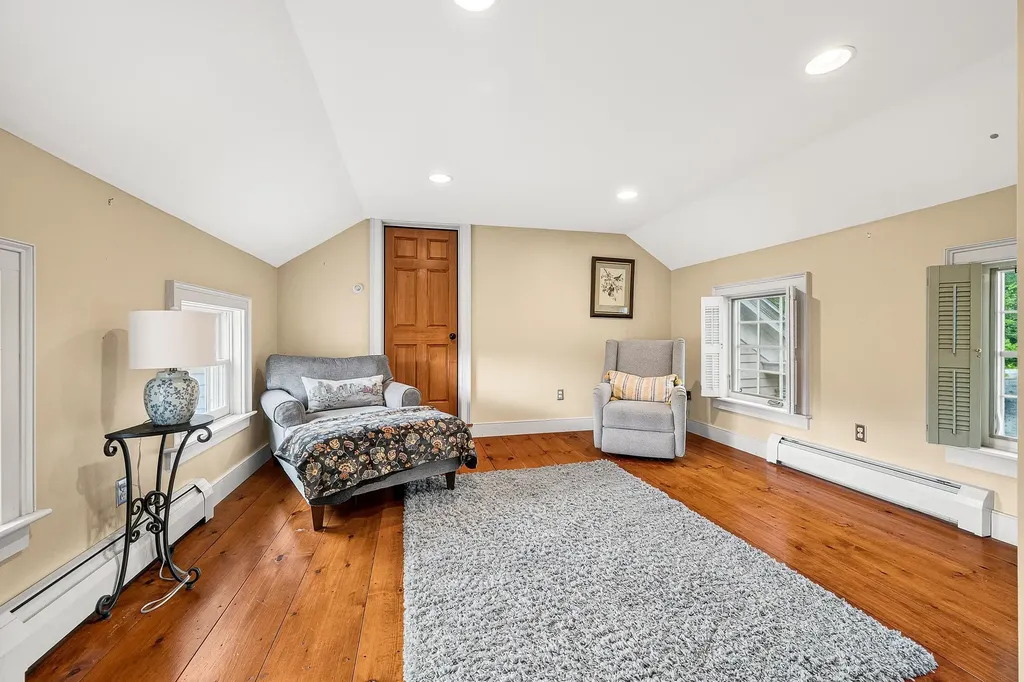 6 Evergreen Drive Gorham NH 03581