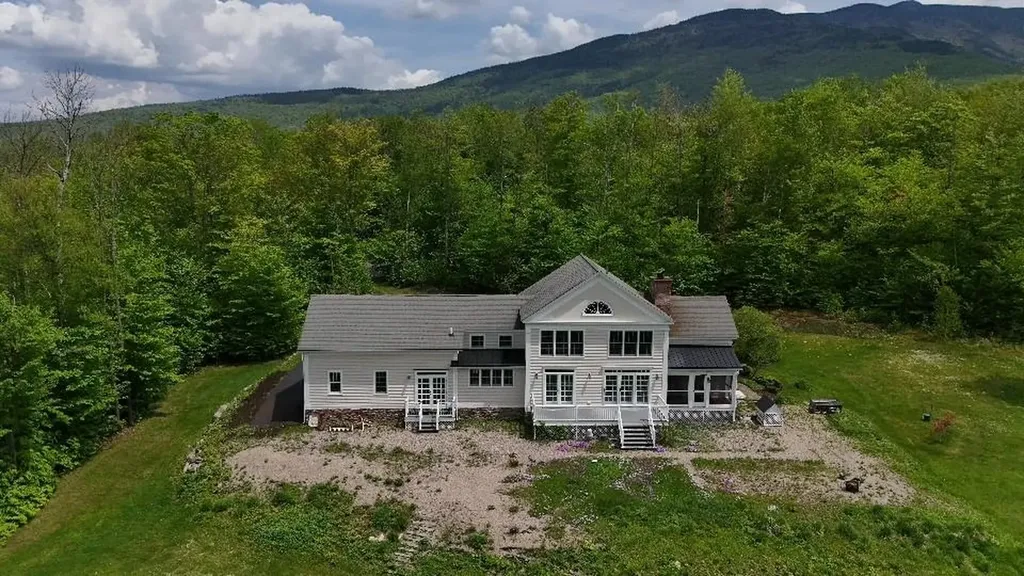 6 Evergreen Drive Gorham NH 03581