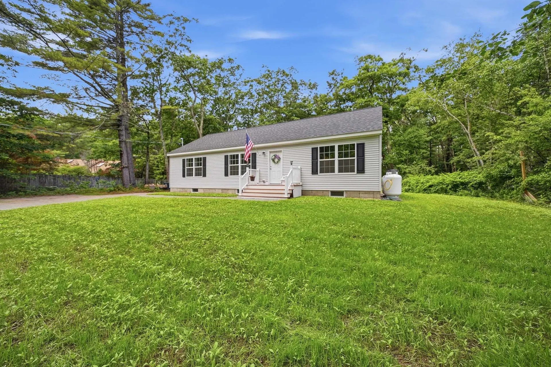 32 Andrews Road Tilton NH 03276