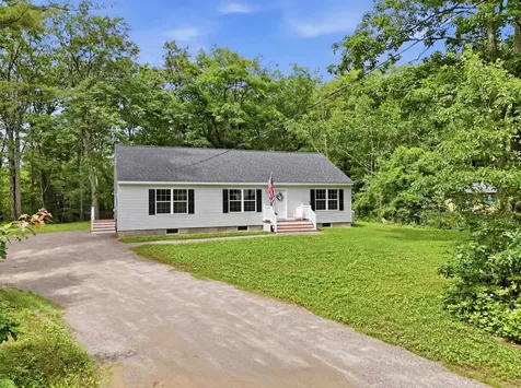 32 Andrews Road Tilton NH 03276
