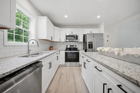 32 Andrews Road Tilton NH 03276