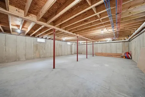 32 Andrews Road Tilton NH 03276