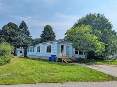 21 Donna Drive Exeter NH 03833