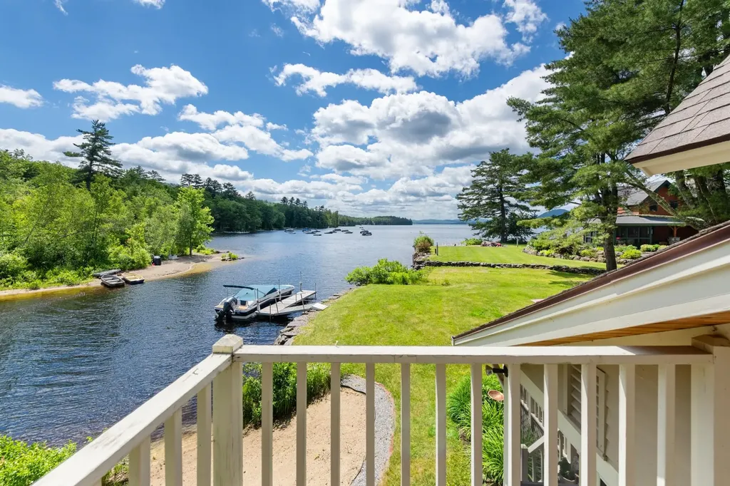 5 Vista Drive Hebron NH 03241