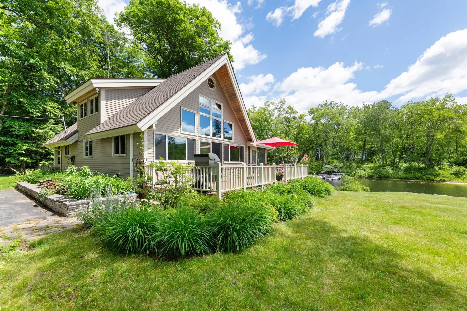 5 Vista Drive Hebron NH 03241