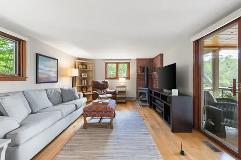 5 Vista Drive Hebron NH 03241