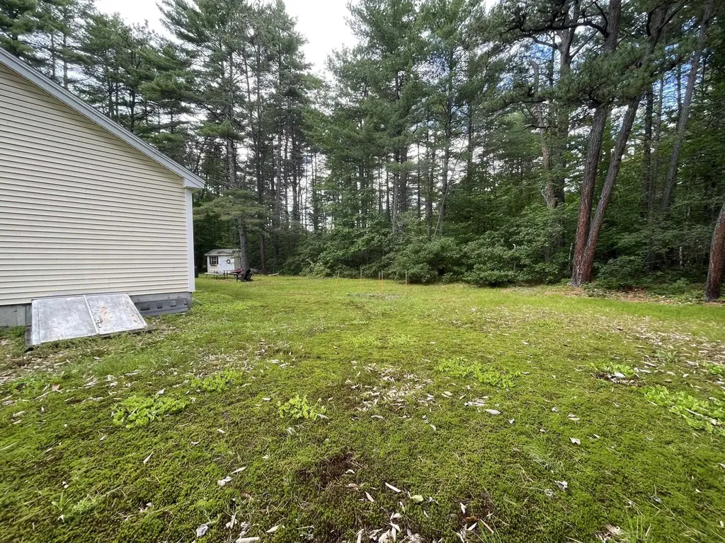 51 Poco Drive Tamworth NH 03886