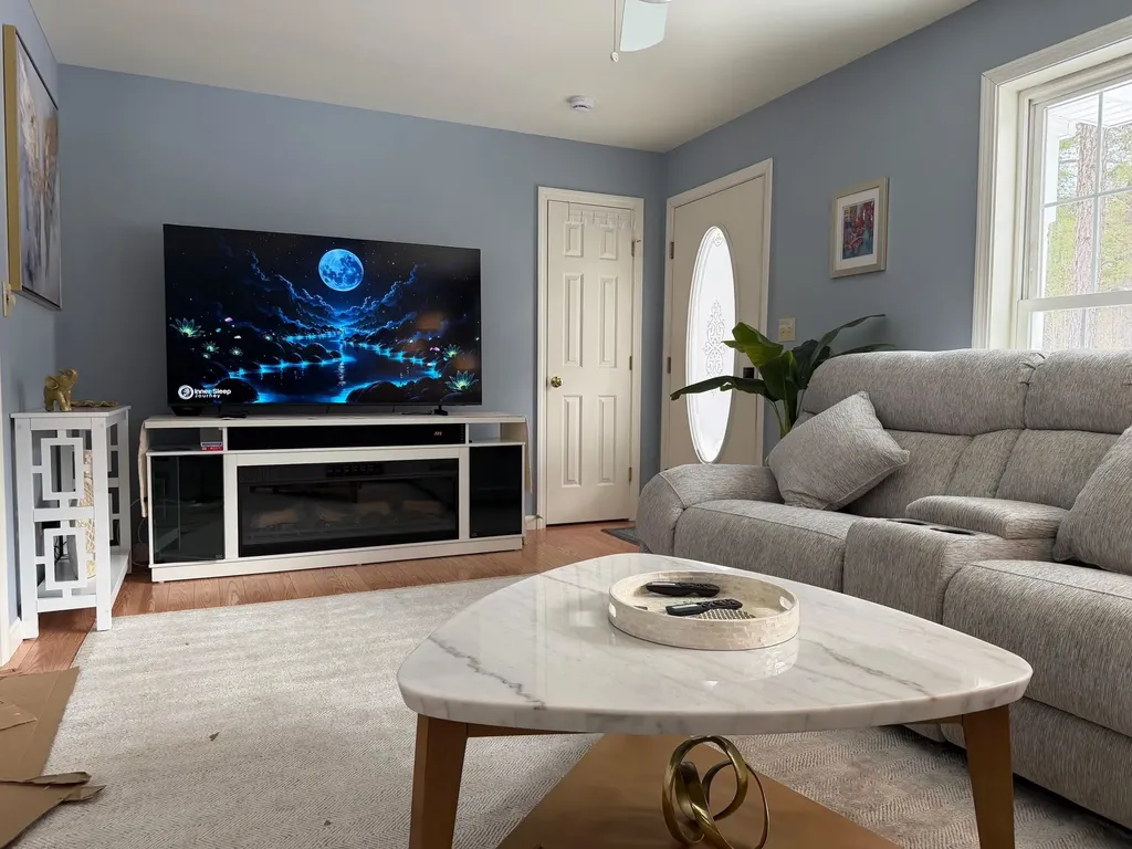 51 Poco Drive Tamworth NH 03886