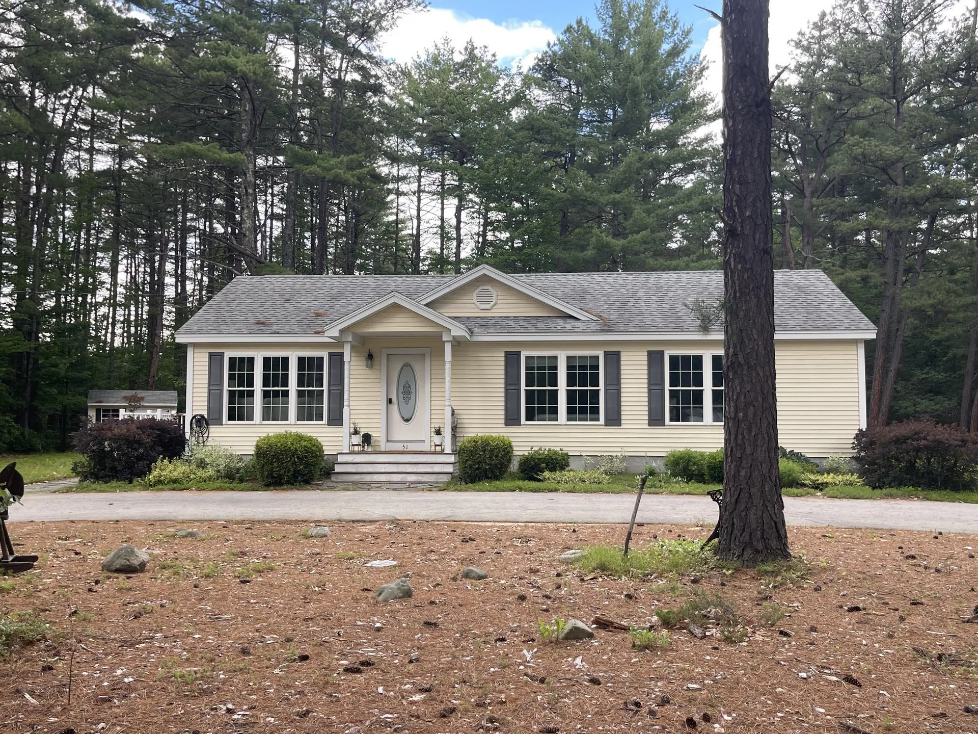 51 Poco Drive Tamworth NH 03886