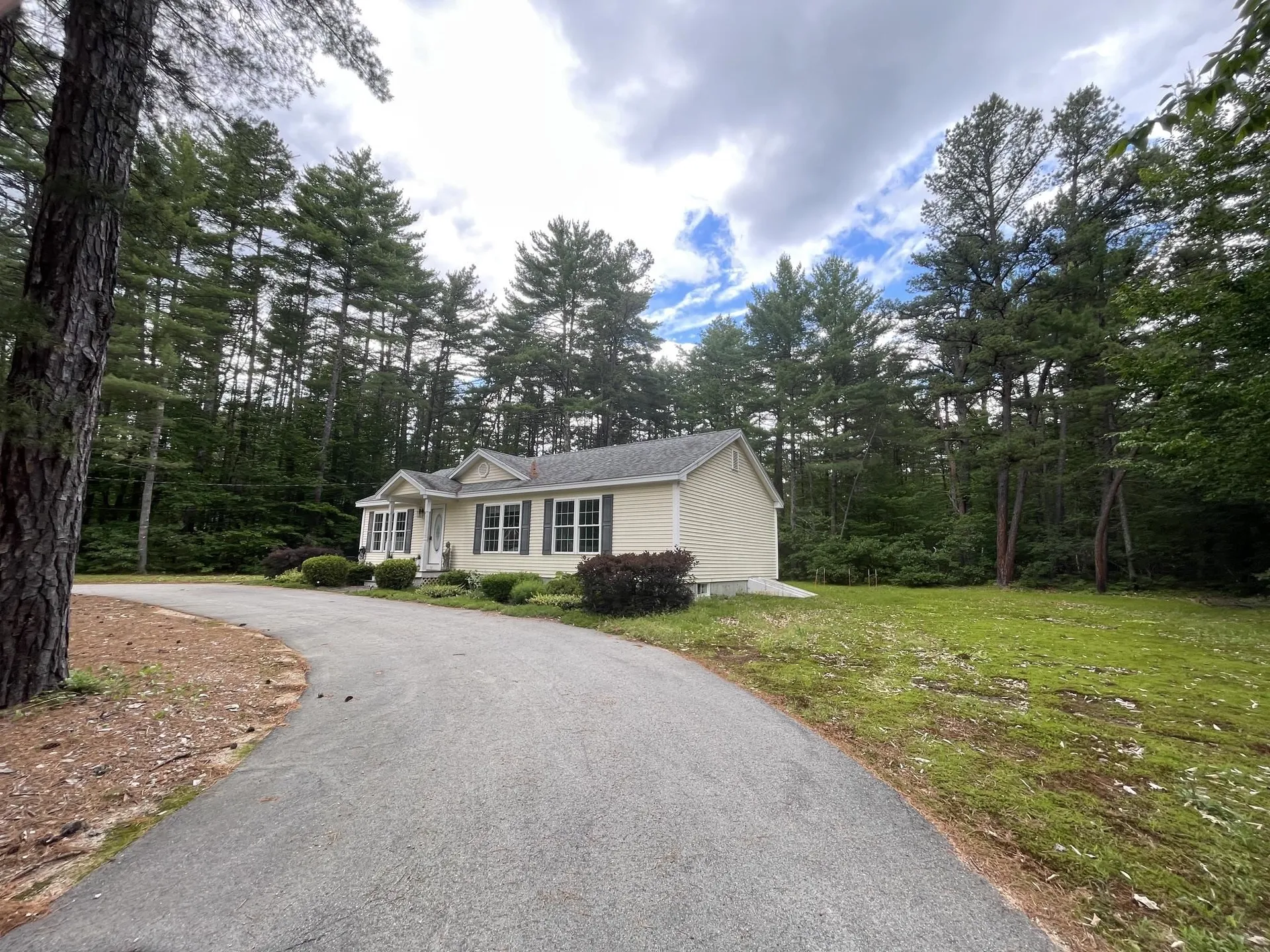 51 Poco Drive Tamworth NH 03886