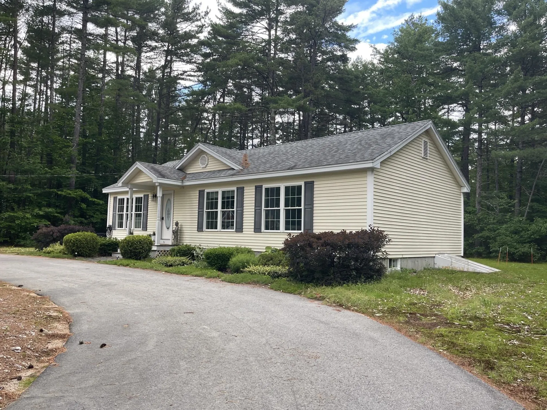 51 Poco Drive Tamworth NH 03886